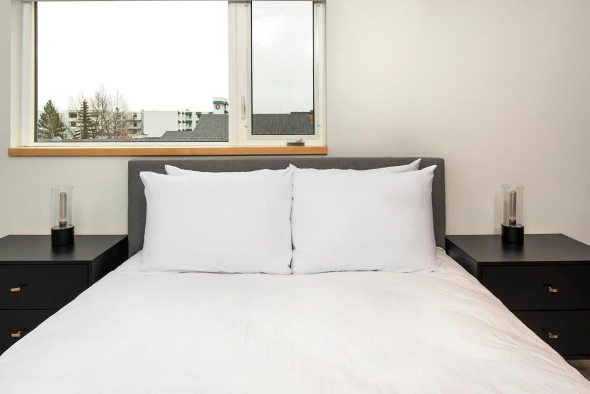 Nn - The Flame - Downtown 1-Bed 2-Bath Villa Whitehorse Luaran gambar
