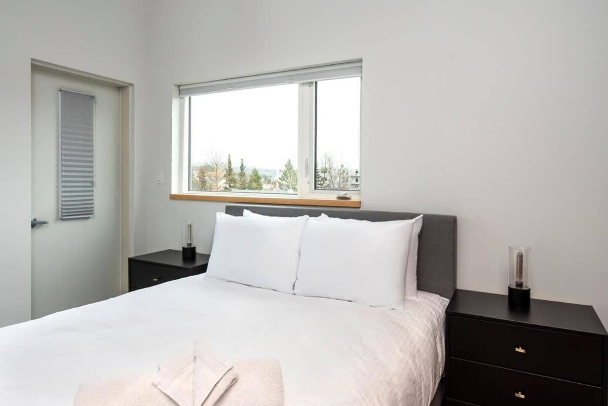 Nn - The Flame - Downtown 1-Bed 2-Bath Villa Whitehorse Luaran gambar