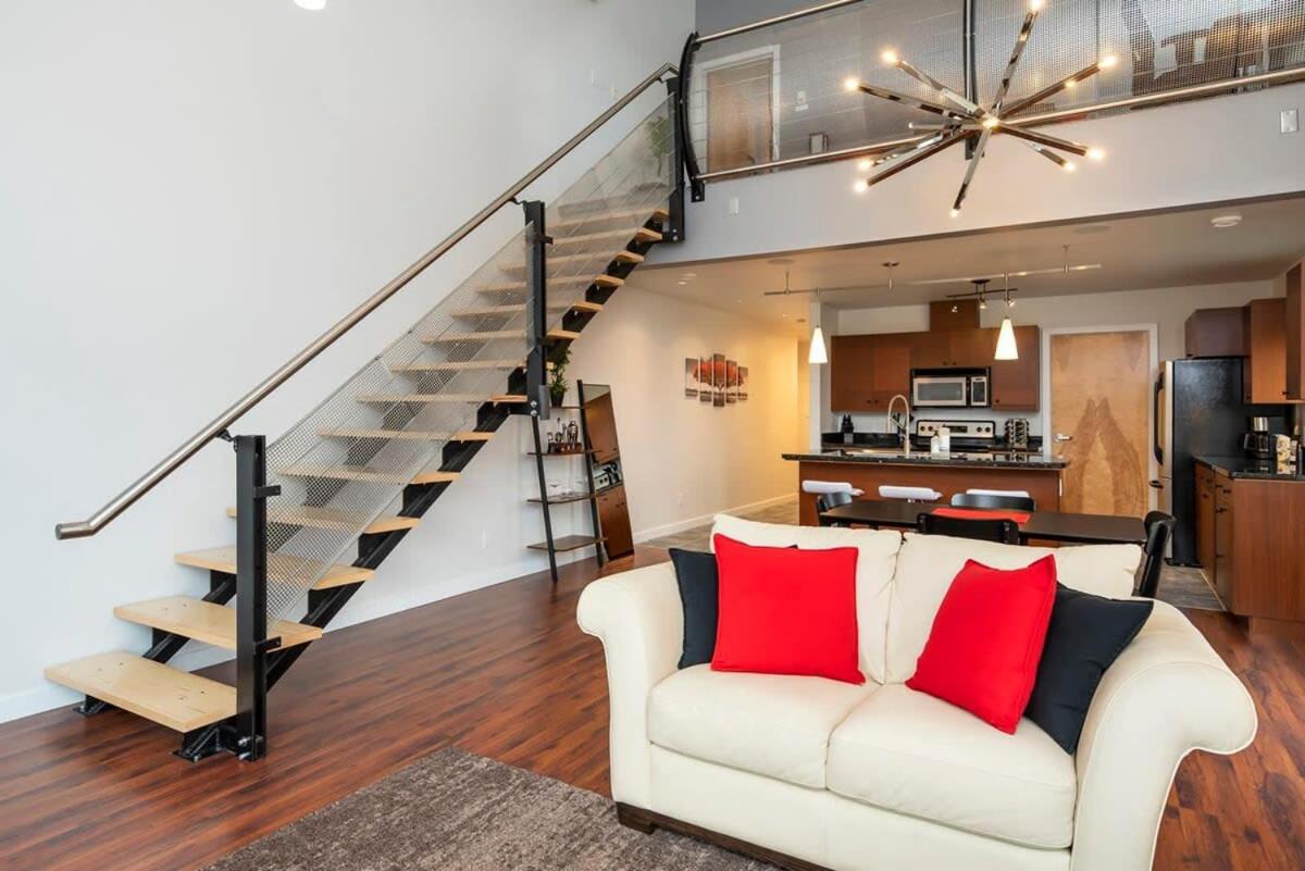 Nn - The Flame - Downtown 1-Bed 2-Bath Villa Whitehorse Luaran gambar